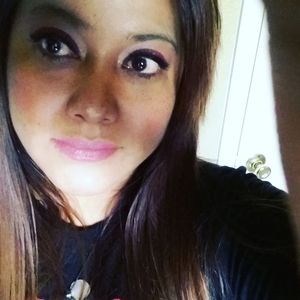 Meet your Posher, Leonora